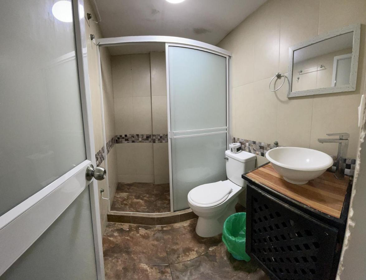 Sea Life Apartamentos En Via Principal Centro Y San Luis San Andres  Ngoại thất bức ảnh