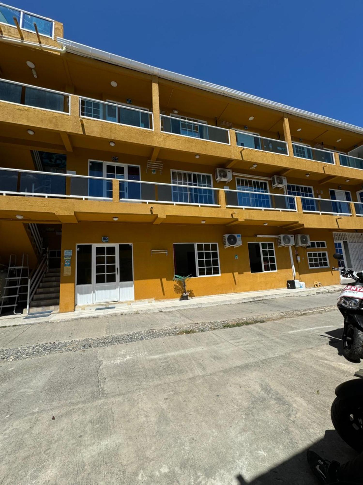 Sea Life Apartamentos En Via Principal Centro Y San Luis San Andres  Ngoại thất bức ảnh