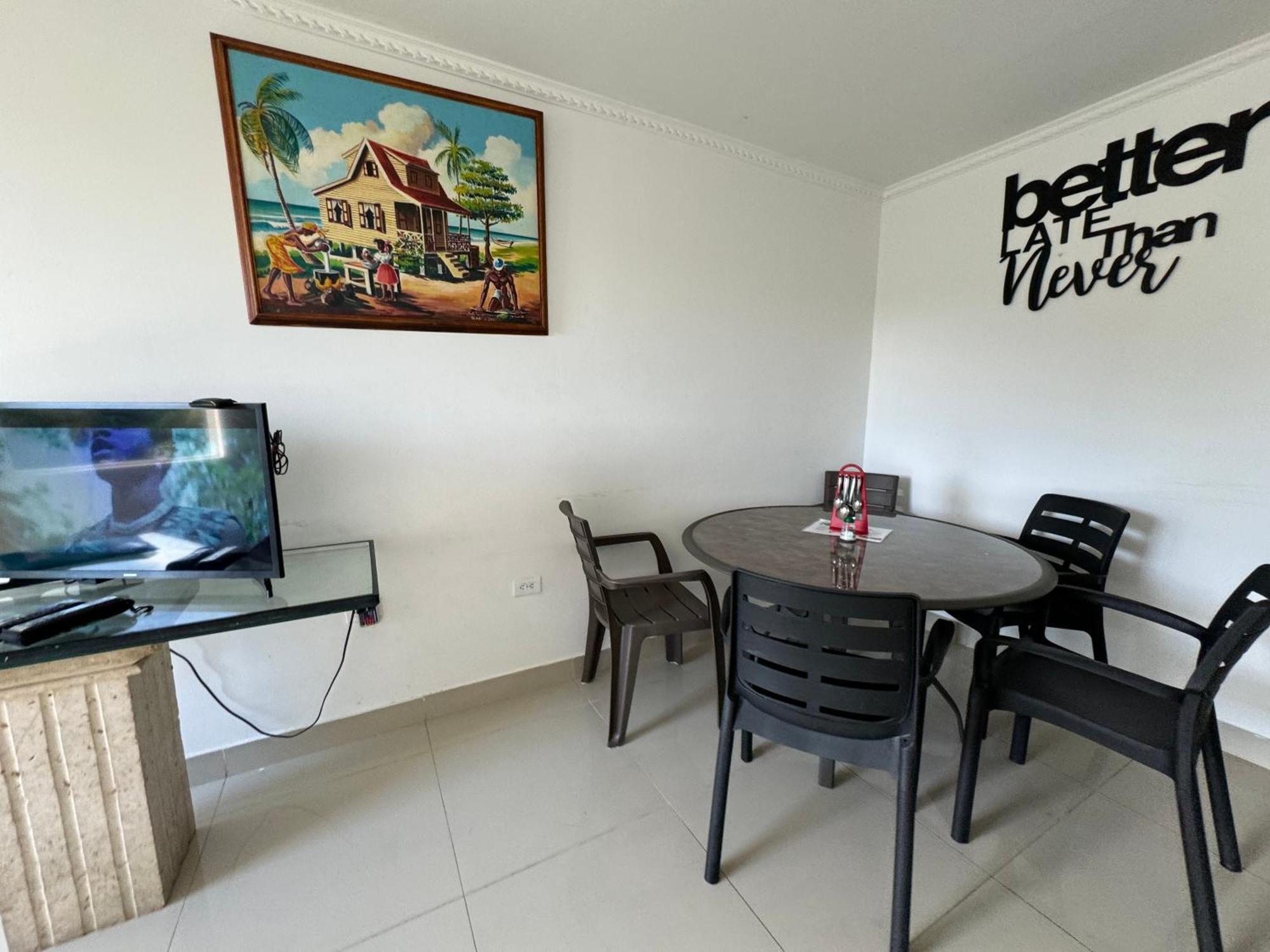 Sea Life Apartamentos En Via Principal Centro Y San Luis San Andres  Ngoại thất bức ảnh