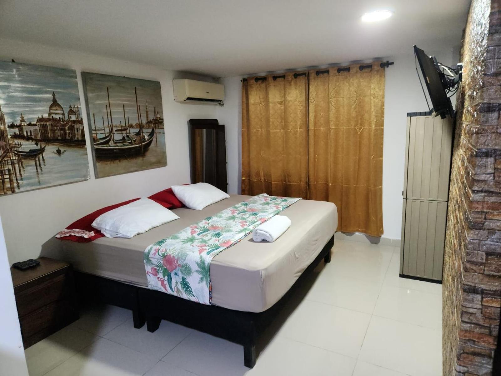 Sea Life Apartamentos En Via Principal Centro Y San Luis San Andres  Ngoại thất bức ảnh